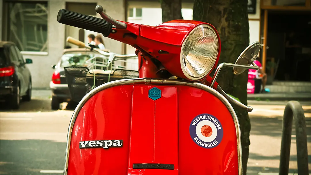 Vespa scooter 03